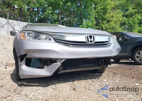 2017 Honda Accord Lx из США, поврежденный, VIN 1HGCR2F30HA284365